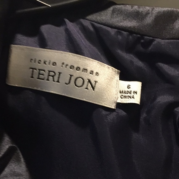 Teri Jon Dress - Picture 3 of 3